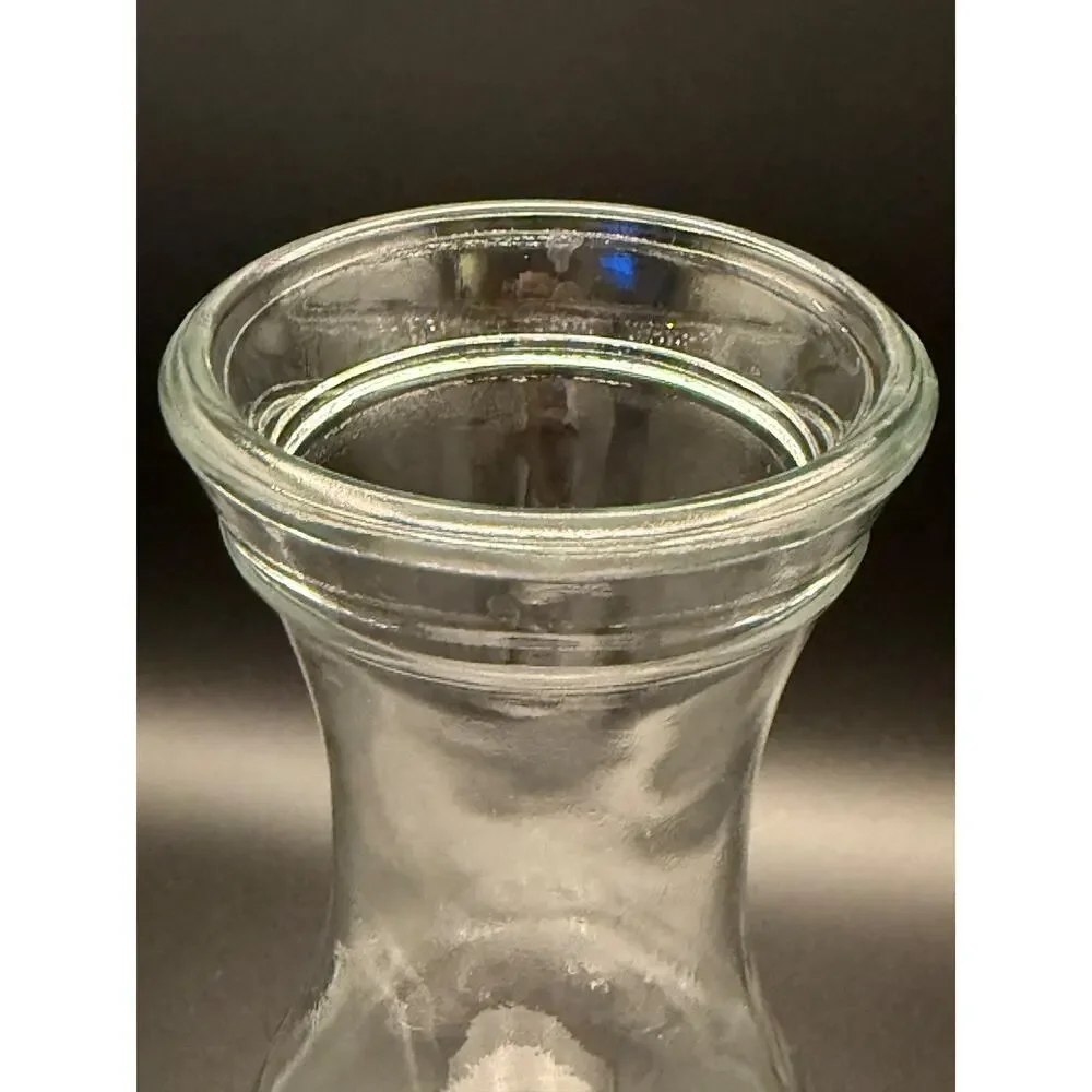 🍇 Vintage Libbey of Canada 1 Litre Glass Carafe